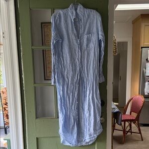 Frank and Eileen Light Blue Shirt dress sz Medium